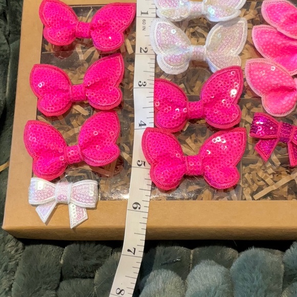 Small bows - Picture 3 of 3